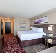 Crowne Plaza Silicon Valley N - Union City by IHG hotel detail image 7