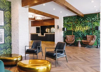 Palm Garden Hotel hotel thumbnail 2