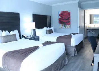 Palm Garden Hotel hotel thumbnail 7