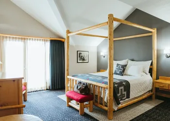 Brewster Mountain Lodge hotel thumbnail 7