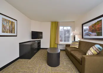 Candlewood Suites Harrisburg - Hershey by IHG hotel thumbnail 6