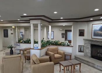 Baymont by Wyndham Rockford hotel thumbnail 2