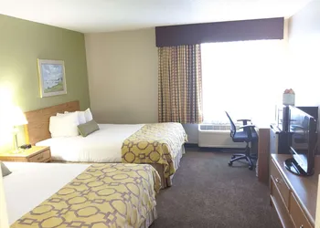 Baymont by Wyndham Rockford hotel thumbnail 8