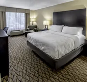 Holiday Inn Hotel & Suites-Milwaukee Airport by IHG hotel detail image 4