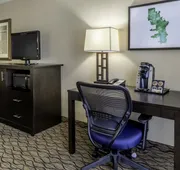 Holiday Inn Hotel & Suites-Milwaukee Airport by IHG hotel detail image 7