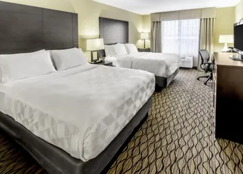 Holiday Inn Hotel & Suites-Milwaukee Airport by IHG hotel thumbnail 8