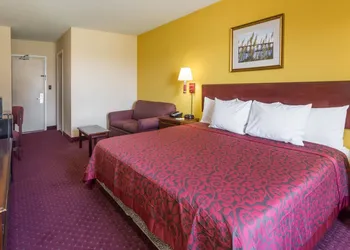 Days Inn by Wyndham Tappahannock hotel thumbnail 5