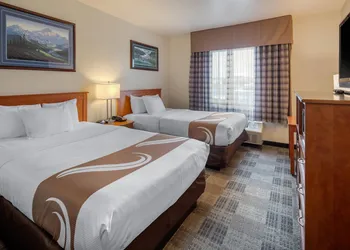 Quality Inn Kenai hotel thumbnail 8