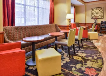 Hampton Inn Emporia hotel thumbnail 5