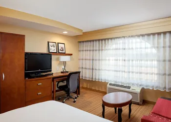 Courtyard by Marriott Ventura Simi Valley hotel thumbnail 8