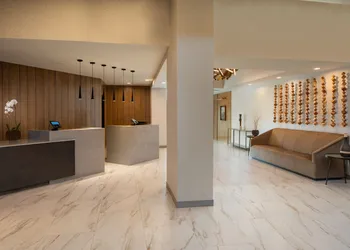 Mobile Marriott hotel thumbnail 2