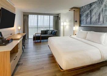 Mobile Marriott hotel thumbnail 8