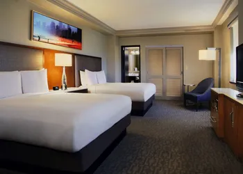 Hilton Chicago hotel thumbnail 5
