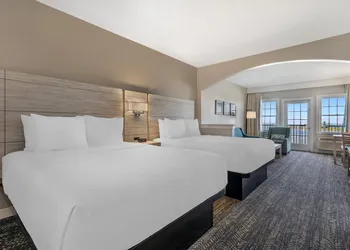 Comfort Suites Chincoteague Island Bayfront Resort hotel thumbnail 3