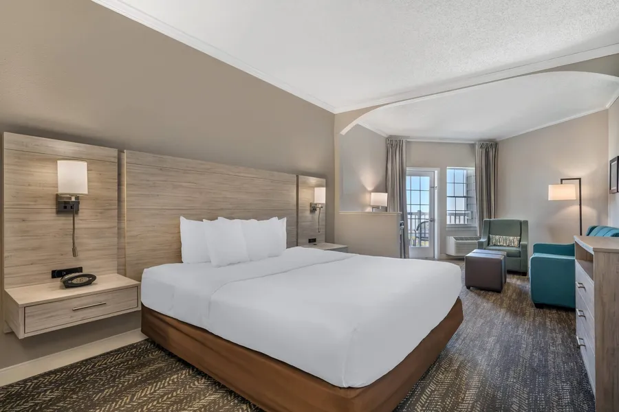 Comfort Suites Chincoteague Island Bayfront Resort hotel detail image 6