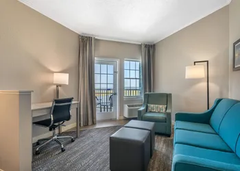 Comfort Suites Chincoteague Island Bayfront Resort hotel thumbnail 7