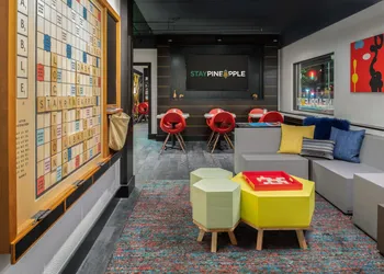 Staypineapple, Hotel FIVE, Downtown Seattle hotel thumbnail 2