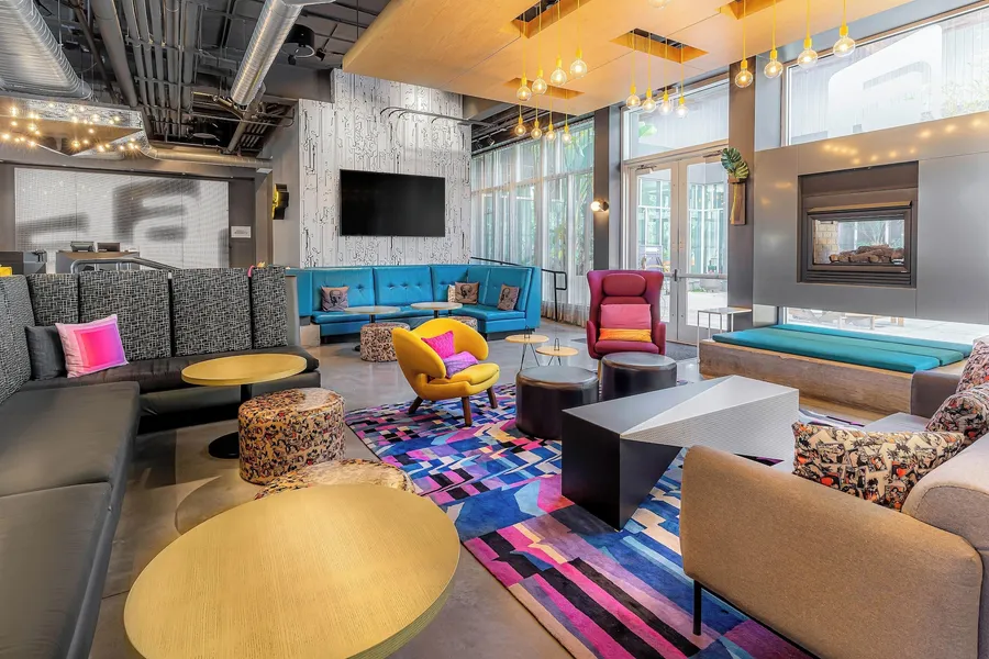 Aloft by Marriott Jacksonville Tapestry Park hotel detail image 2