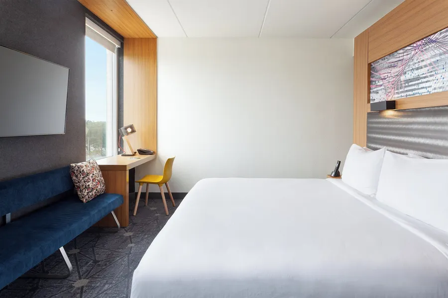 Aloft by Marriott Jacksonville Tapestry Park hotel detail image 6