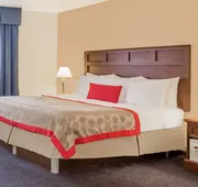 Baymont by Wyndham Waukesha hotel detail image 4