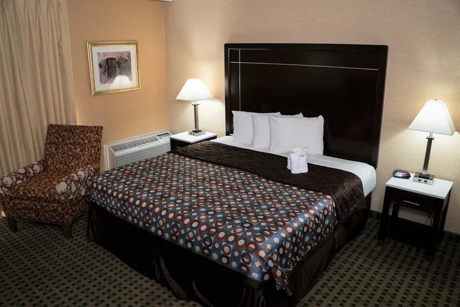 California Inn hotel detail image 2