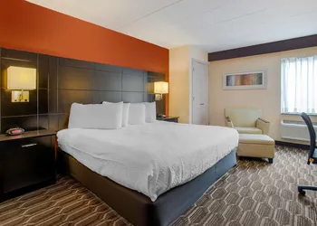 Best Western Plus Poconos Hotel hotel thumbnail 6