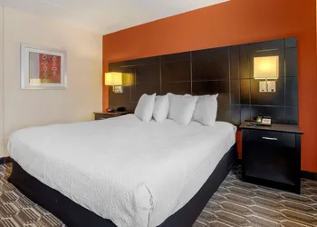 Best Western Plus Poconos Hotel hotel thumbnail 7