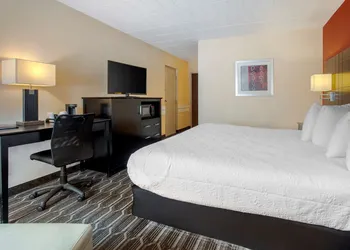 Best Western Plus Poconos Hotel hotel thumbnail 8