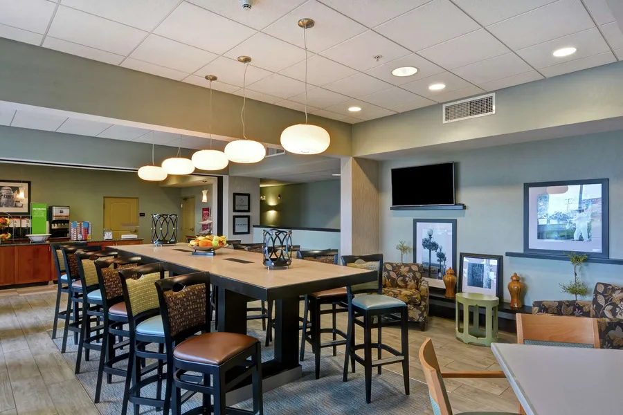 Hampton Inn Lewisburg hotel detail image 2