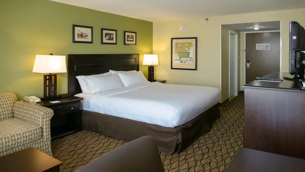 Holiday Inn Fort Myers - Downtown Area by IHG hotel detail image 6