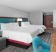 Hampton Inn Phoenix-Biltmore hotel detail image 4