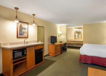 Best Western Shadow Inn hotel thumbnail 6