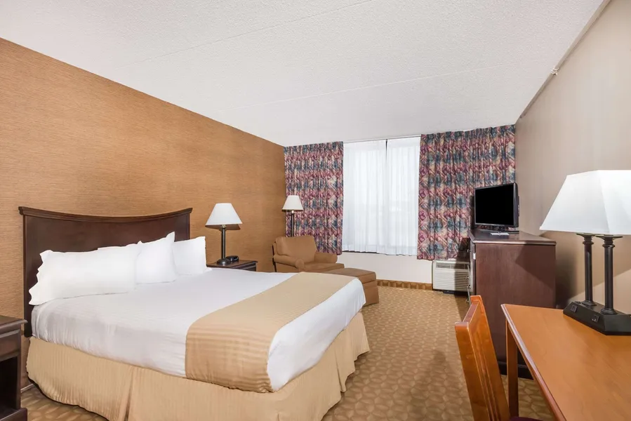 Ramada by Wyndham Watertown/Thousand Islands NY hotel detail image 6