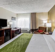 Comfort Inn Medford - Long Island hotel detail image 4