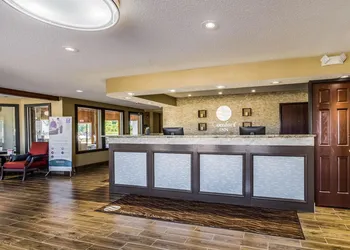Comfort Inn Norwalk - Sandusky hotel thumbnail 5