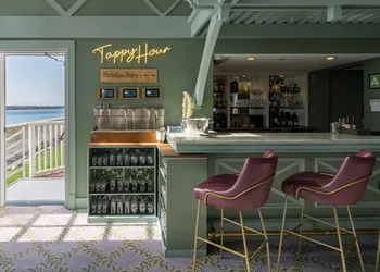 Portofino Hotel & Marina hotel thumbnail 8