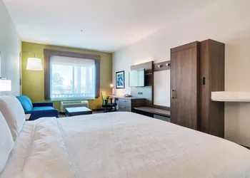 Holiday Inn Express Hotel & Suites Banning by IHG hotel thumbnail 7