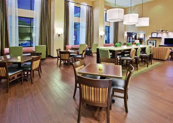 Hampton Inn & Suites Oxford Anniston hotel thumbnail 6