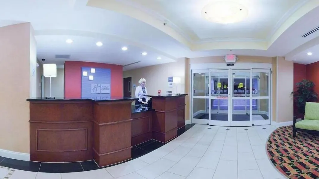 Holiday Inn Express Hotel & Suites Spartanburg-North by IHG hotel detail image 2