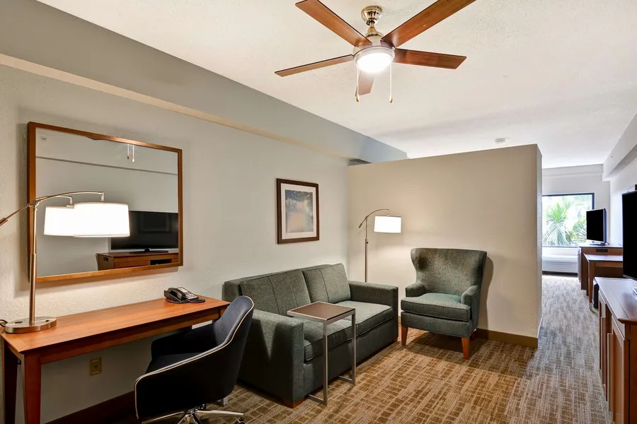 Hampton Inn Palm Beach Gardens hotel detail image 6