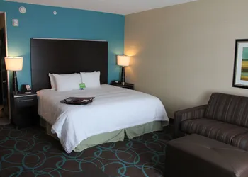 Hampton Inn by Hilton Winnipeg Airport/Polo Park hotel thumbnail 5