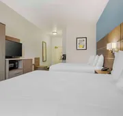 Best Western Plus Lake Elsinore Inn & Suites hotel detail image 7