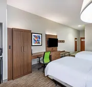 Holiday Inn Express Hotel and Suites Pryor by IHG hotel detail image 4