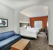 Holiday Inn Express Hotel and Suites Pryor by IHG hotel detail image 7