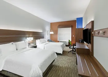 Holiday Inn Express Hotel and Suites Pryor by IHG hotel thumbnail 8