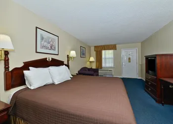 Americas Best Value Inn Hazlehurst, GA hotel thumbnail 3