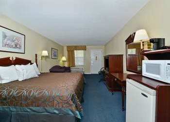 Americas Best Value Inn Hazlehurst, GA hotel thumbnail 8