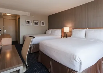 Holiday Inn Chicago North-Evanston by IHG hotel thumbnail 3