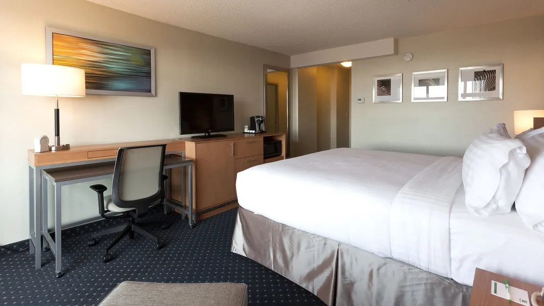 Holiday Inn Chicago North-Evanston by IHG hotel detail image 6