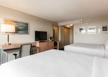 Holiday Inn Chicago North-Evanston by IHG hotel thumbnail 8